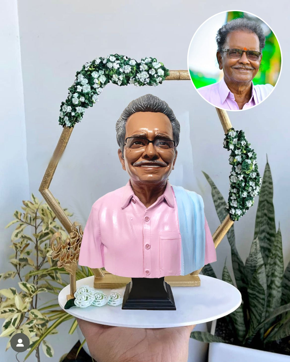 Customized Half Body Miniature Solo / Couple